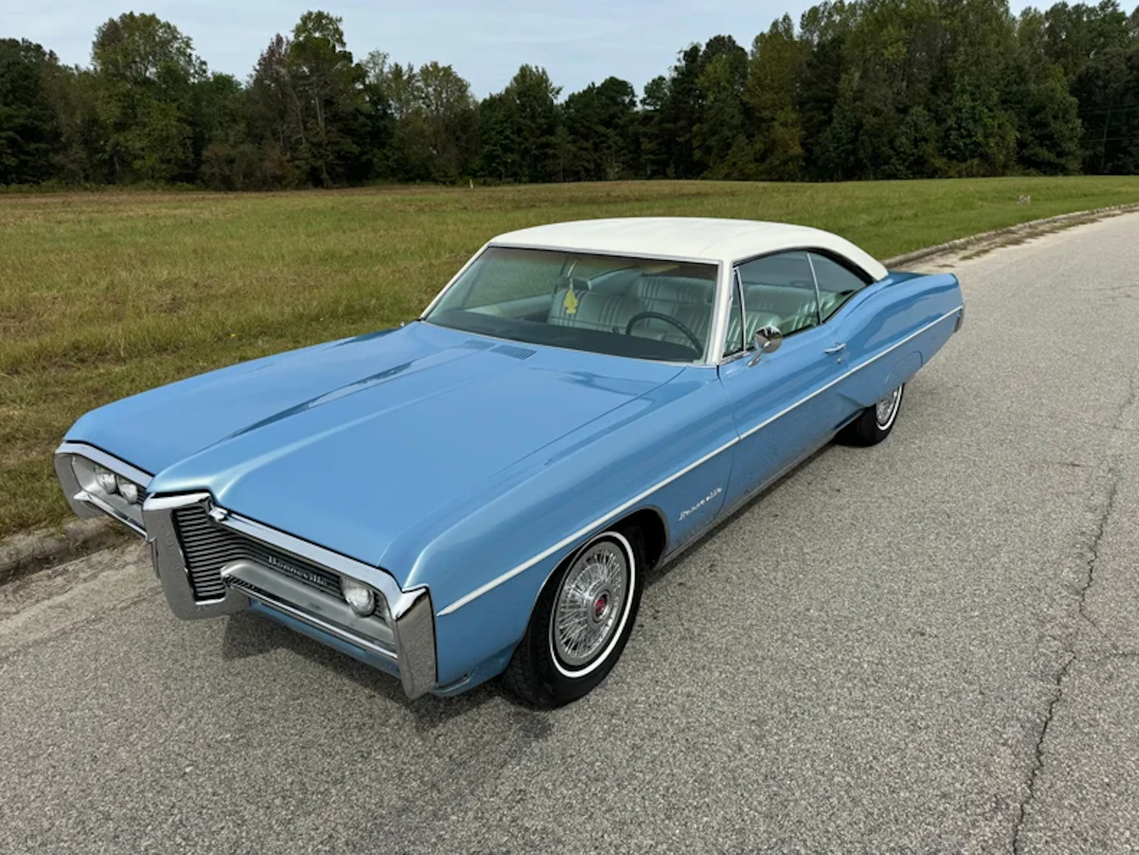 1966 Pontiac Bonneville Base | Hagerty Valuation Tool®